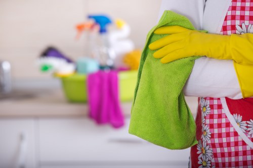 Professional move-out cleaning for a Hammersmith property interior